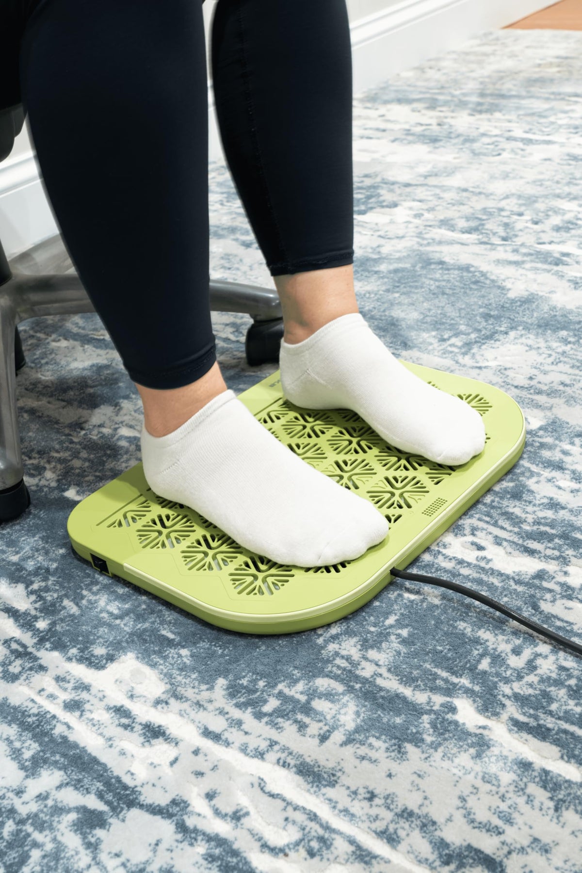 Heatka infrared under-desk foot warmer mat, lime green