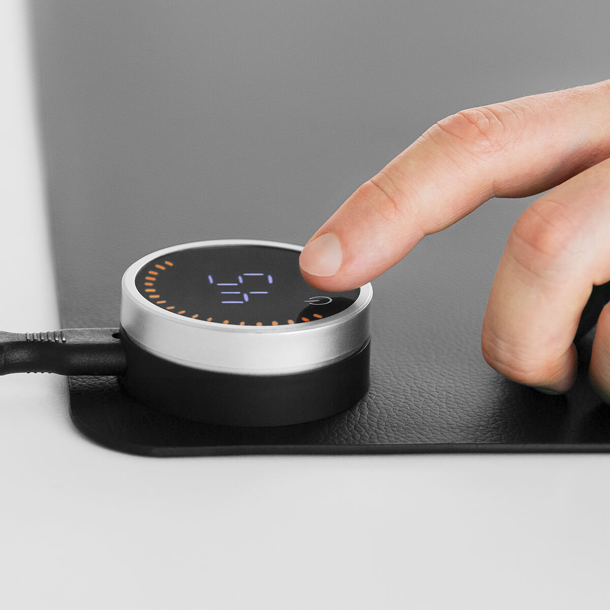 The desktop hand warmer pad